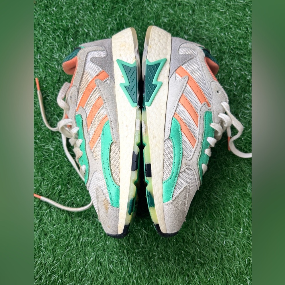 Adidas
(GS) adidas Tresc Run J‎ 'White Bliss Coral' EF7650 Size 6.5 - Picture 4 of 9